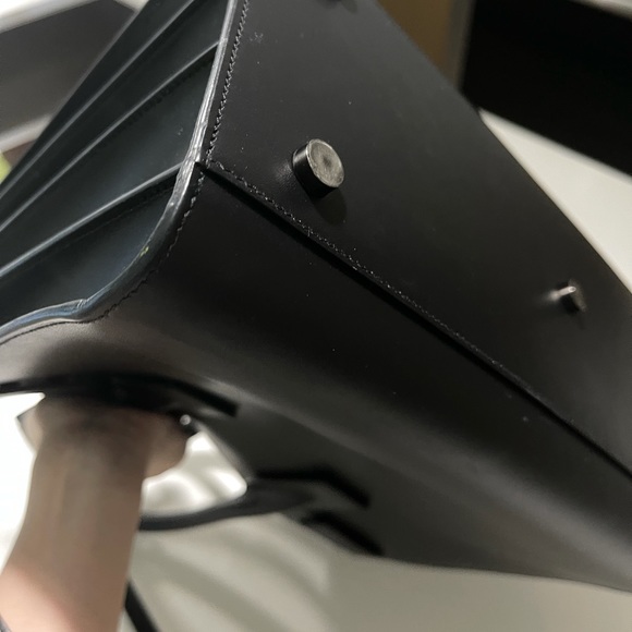 YSL Sac de jour Tote authentic - Picture 8 of 9